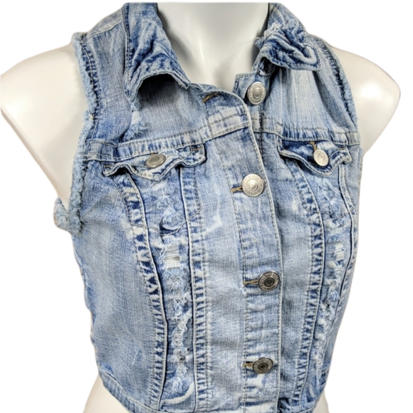 Wallflower Distressed Cropped Denim Vest Sz L